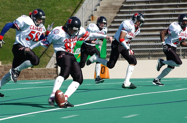 洛國富替補出場表現驚艷 賽後洛國富向球迷道歉.